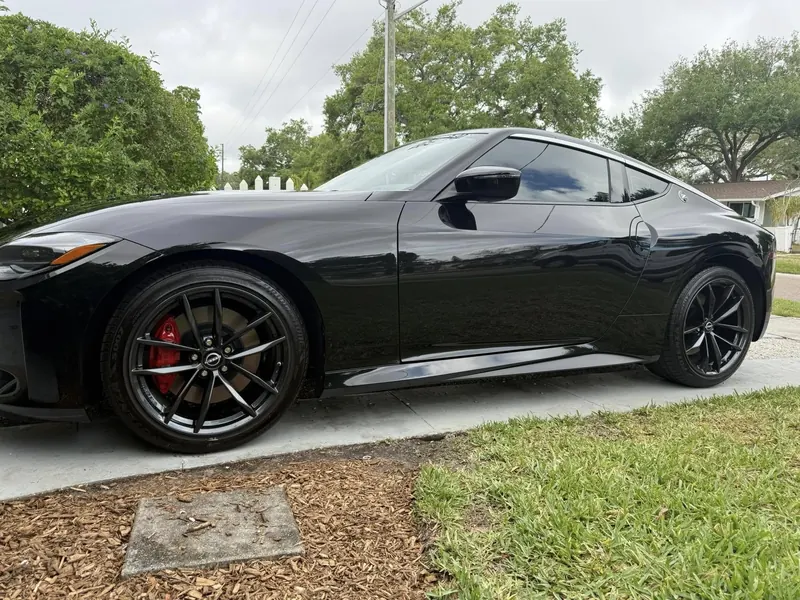 Glossy black Nissan Z after a full detail